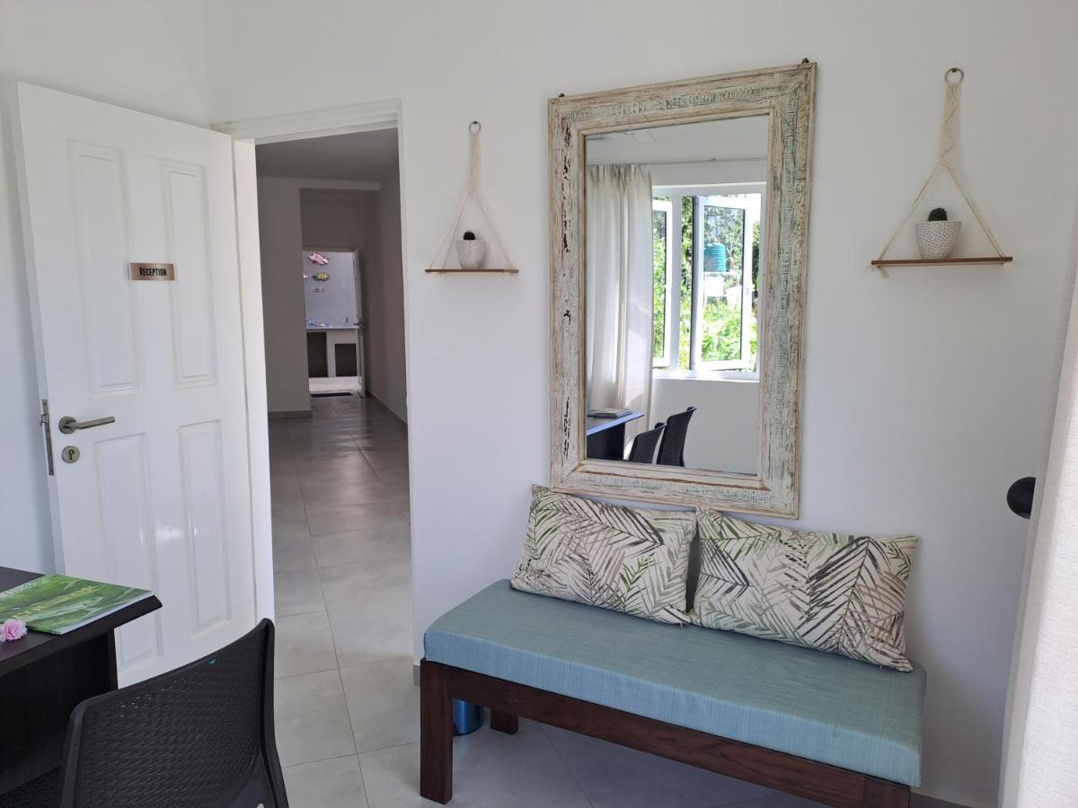Harmony Self-Catering Apartments Beau Vallon  Exteriér fotografie